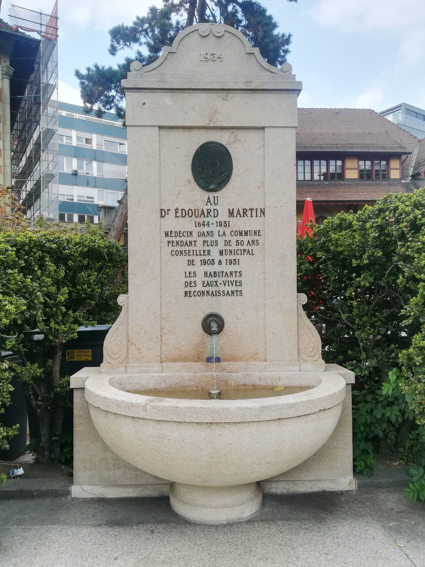 Edouard Martin's memorial fountain, Geneva (by Paolo Manca) - 03.jpg